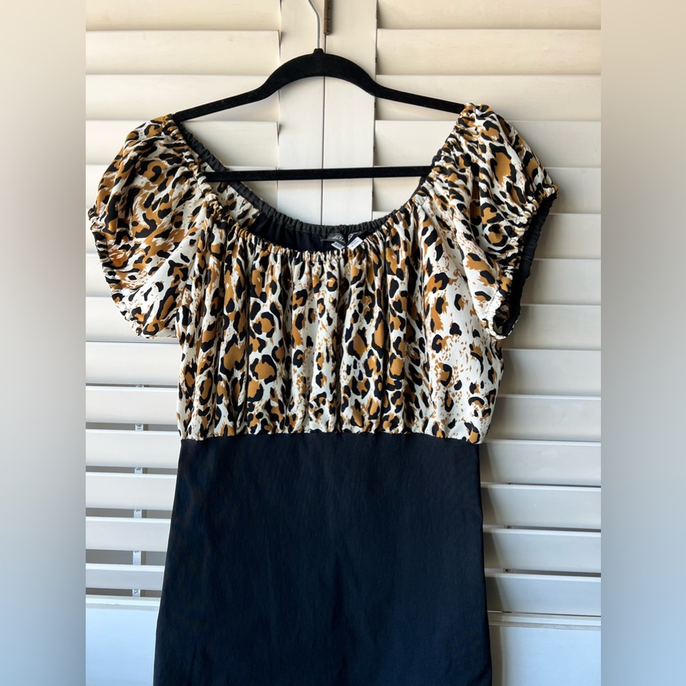 Mode Merr Leopard Peasant Top XXL